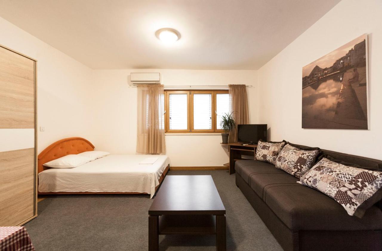 Apartment-Hotel Vila Petrovic-Becici Budva Exterior photo